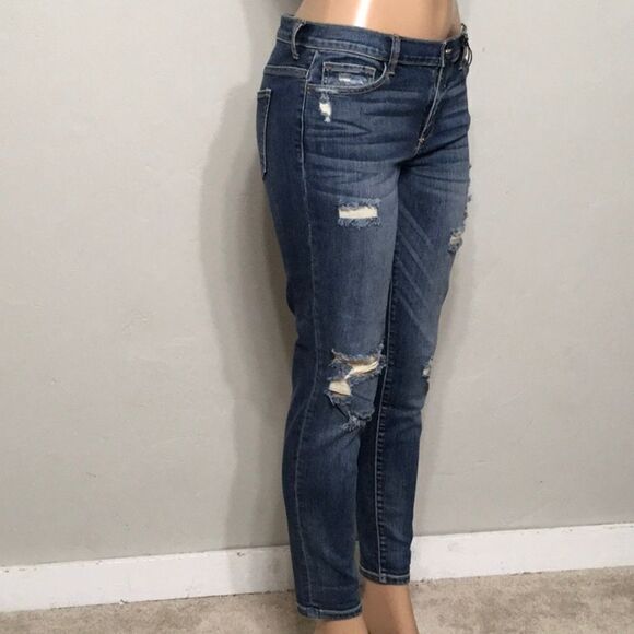 I d : 2 3  distressed stretch jeans. NWT - Picture 3 of 7